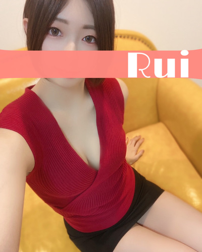 小鳥遊るいさんの写真