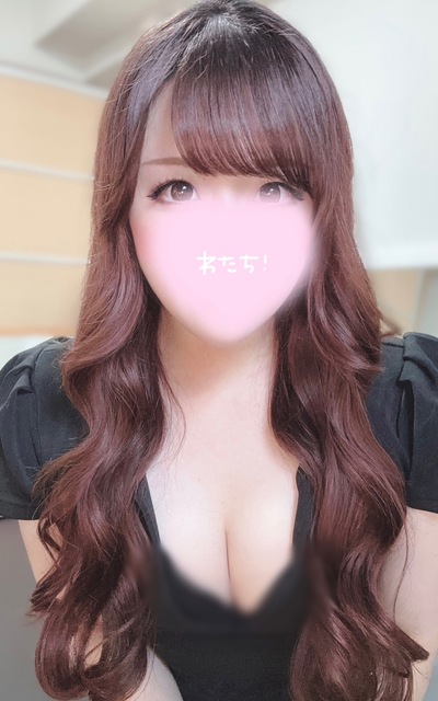 小春りなさんの写真